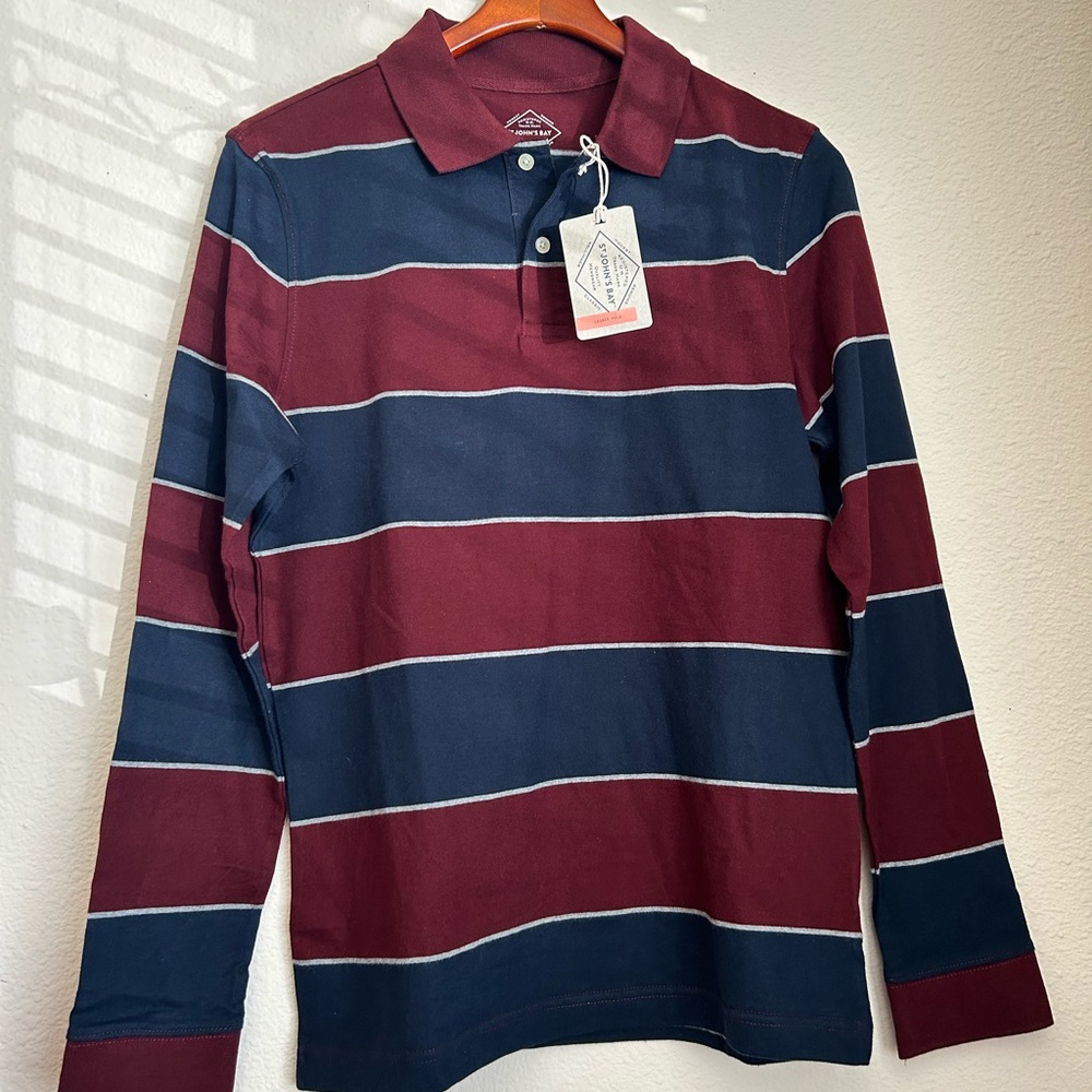 ST JOHN’S BAY POLO SHIRT SIZE SMALL